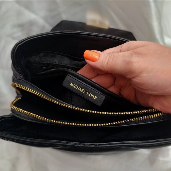 * MICHAEL KORS LEATHER BACKPACK BAG, LUXURY LEATHER BLACK QUILTED LARGE GOLD - Picture 10 of 14